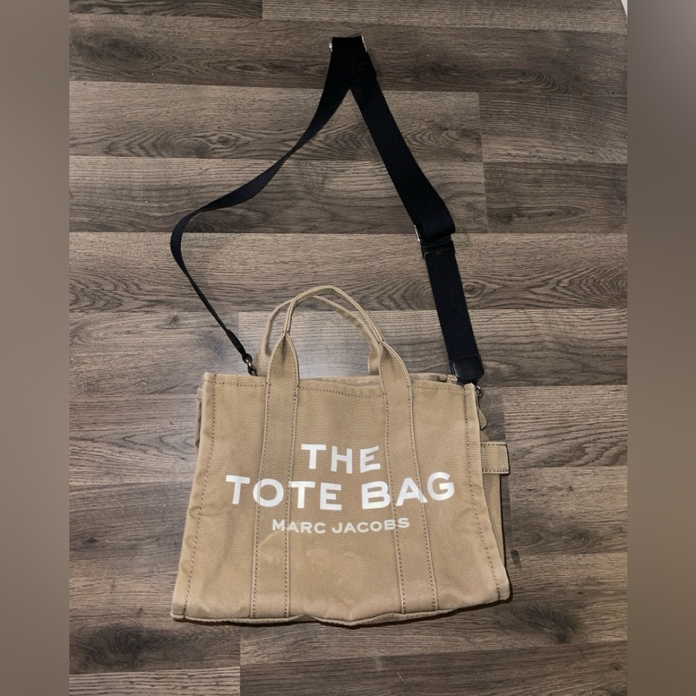 Marc Jacobs Tan and Black Tote Bag with Versatile Strap - Picture 1 of 6